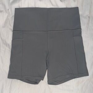 5” Athleta High-Waist Performance Women's Shorts in Gray